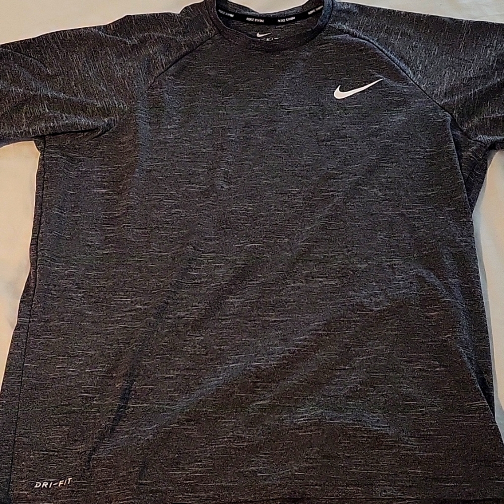 Nike Dr Fit T Shirt L